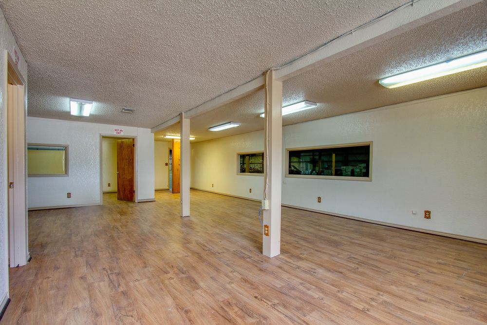 Industrial For Sale: 5655 S Interstate 35, New Braunfels, TX 78132